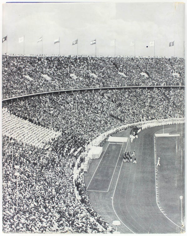 Die Olympischen Spiele 1936: Two Volumes.