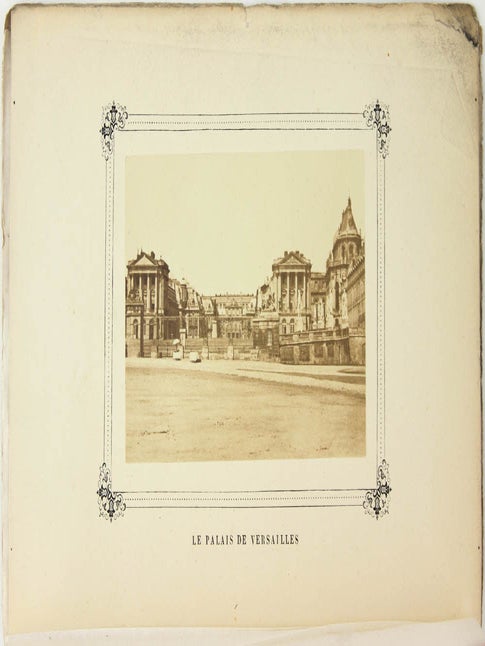 Le Monde Photographié: Collection of 8 Volumes.