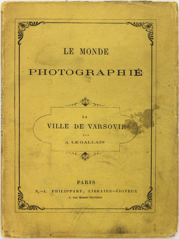 Le Monde Photographié: Collection of 8 Volumes.
