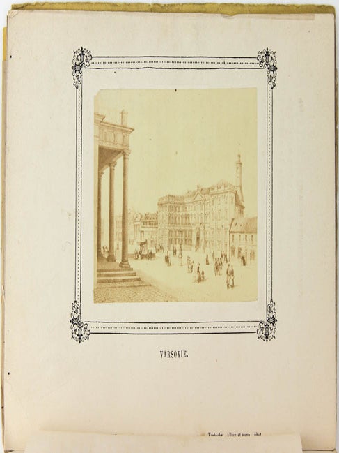 Le Monde Photographié: Collection of 8 Volumes.