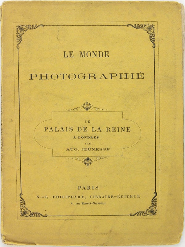 Le Monde Photographié: Collection of 8 Volumes.