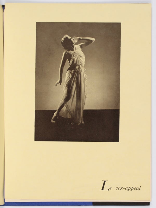 La photographie n'est pas l'Art: 12 Photographies (Signed).
